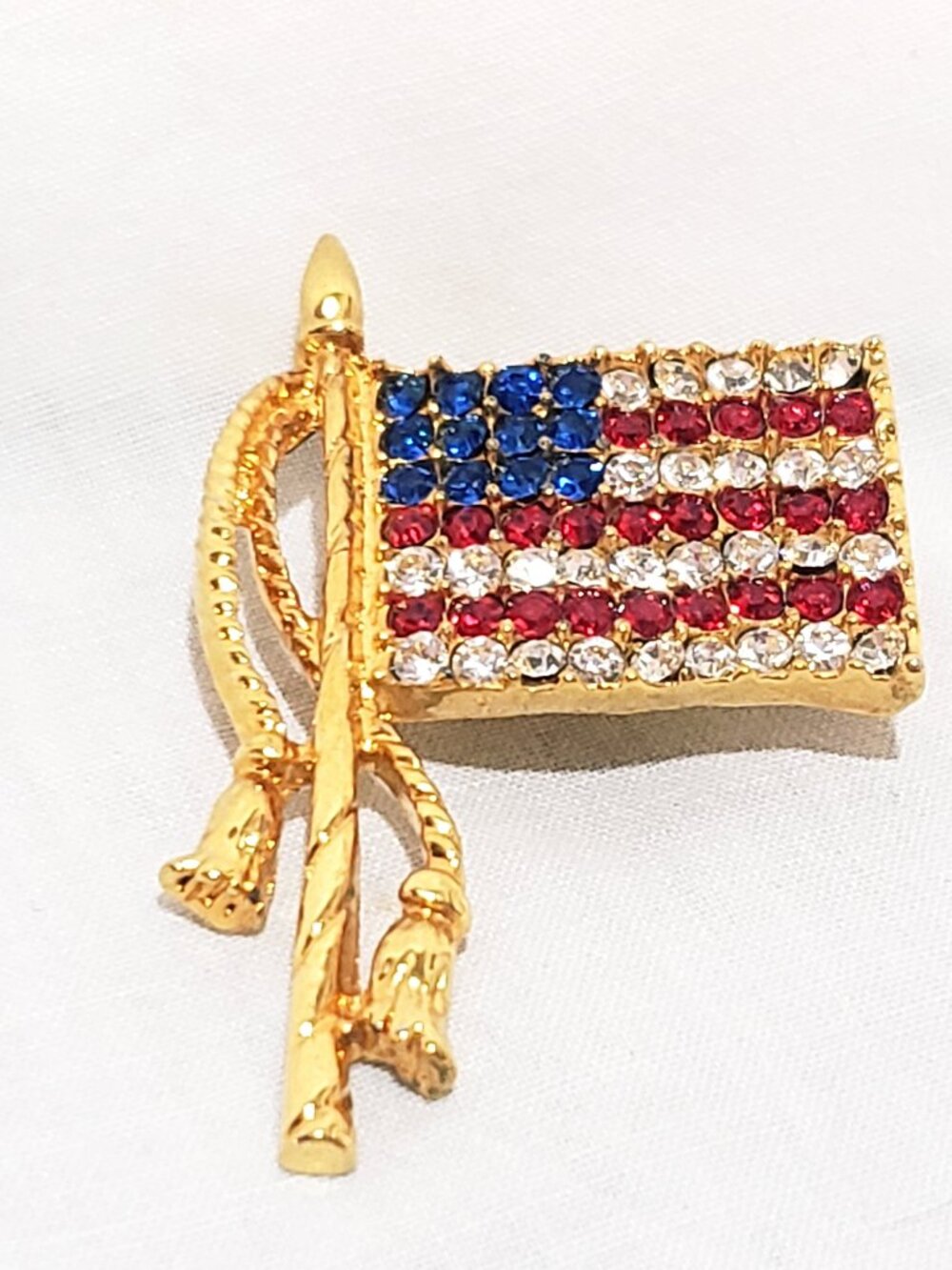 Rhinestone American Flag Lapel Pin Brooch Gold Tone Red White Blue Vintage 1.5"